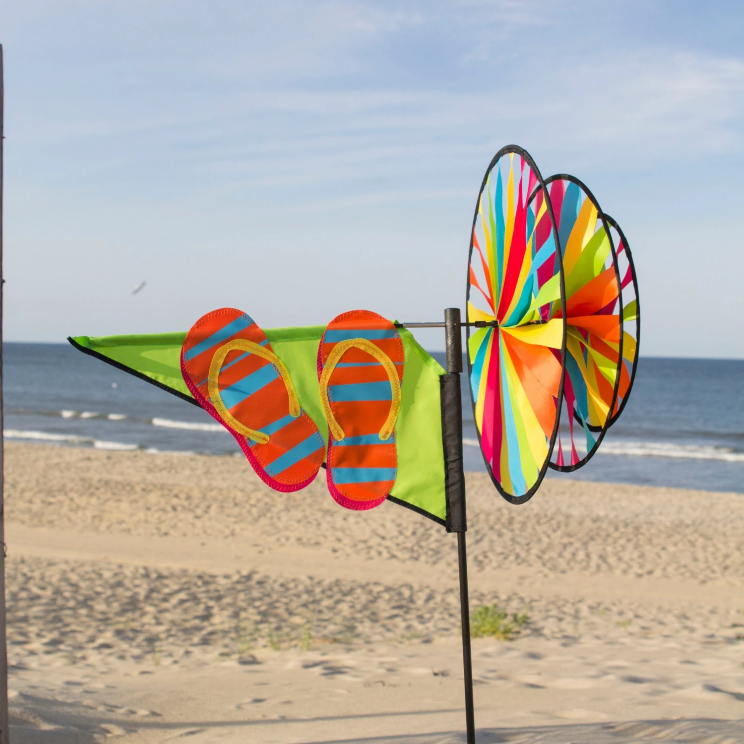 WindGarden Triple Spinner - Flip Flops